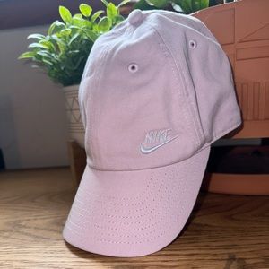 Light purple Nike hat womens